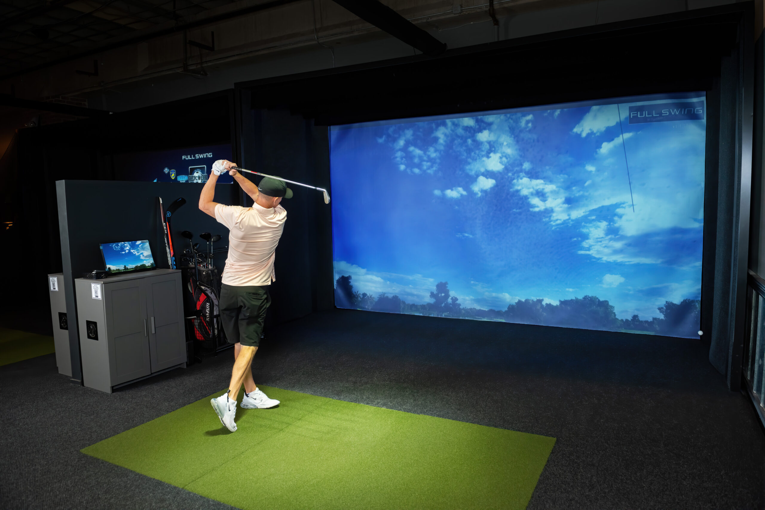 Indoor Driving Range